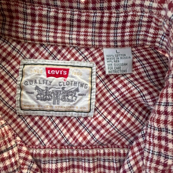 Authentic Vintage Levi’s men’s red plaid button-up cotton shirt Size large - Picture 3 of 9